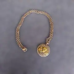 メダル型金属製ネックレス　CALEE　チェーン壊れてますのサムネイル