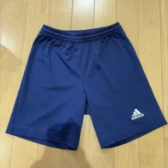 adidas ネイビー 半ズボン