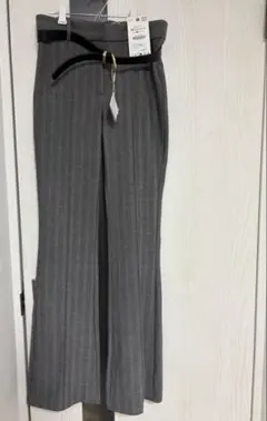 ZARA フレアパンツ