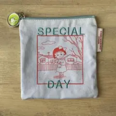 3coins ちびまる子ちゃん　ポーチ　リボン70周年　スリコ　スリーコインズ
