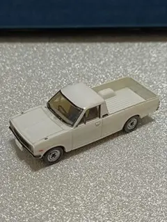 ミニカー ガチャガチャ トイズキャビン 日産 サニートラック サニトラ ホワイトのサムネイル