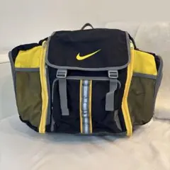 Item thumbnail for item e011c7ed-3ee3-44e9-8e8d-363773349731