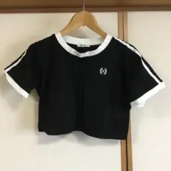 クロップド丈 ブラック Tシャツのサムネイル