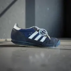 vintage adidas ネイビー ホワイト スニーカーsl72