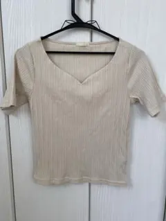 ジーユー　GU リブハートネックコンパクトT 半袖　Sサイズ