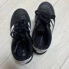 adidas ブラック/ホワイト スニーカー