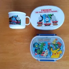 きかんしゃトーマス　ポケットモンスター　子供用弁当箱　2個セット　コップ付