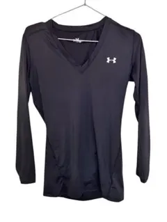 UNDER ARMOUR アンダーアーマー 長袖　Tシャツ Vネック　インナー