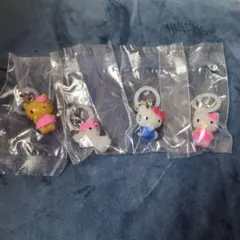 ハローキティ めじるしアクセサリー　4点