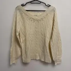 axes femme アイボリー ケーブル編みニット M