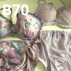 【B70】パープル、花モチーフのブラジャーショーツ2セット