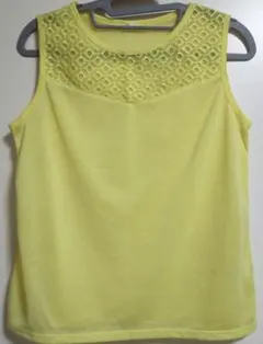 GU ノースリーブカットソー2枚組※1枚目のみGU