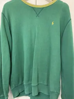 緑色 クルーネック トレーナー