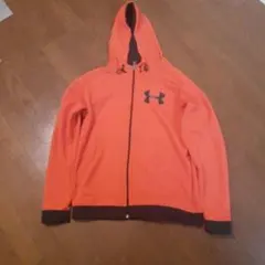 アンダーアーマー　パーカー　LG