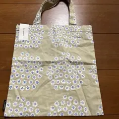 マリメッコ（Marimekko）の「プケッティ」柄のファブリックバッグ