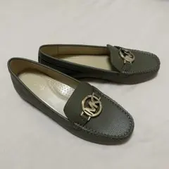 【新品未使用】MICHAEL KORS モカシン ローファー 23cmのサムネイル