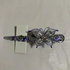 蝶デザイン ヘアクリップ　髪飾り