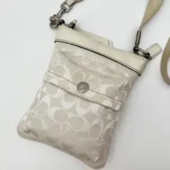 COACH ショルダーバッグ サコッシュ キャンバス シグネチャー ホワイト