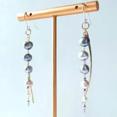 14kgf*柔らかなグレーのグラデーション*淡水パールのロングピアス/イヤリング