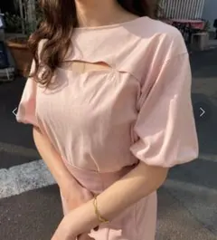 NICE CLAUP　胸あきtee