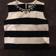 ビジュー付きボーダートップス