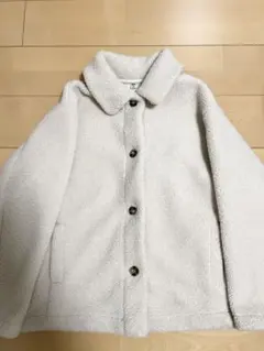 フリースボアアウター　UNIQLO アイボリー