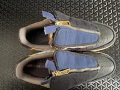 Travis Scott × Nike Air Force 1のサムネイル