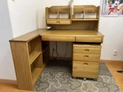 たのメル便】➀引き出し付き 学習机 本体 - メルカリ