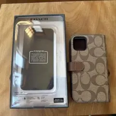 【coach正規品　定価22000円】iPhone12 /12Pro手帳型ケース