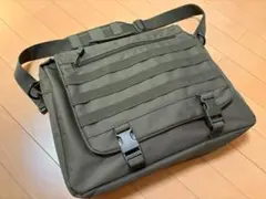 Item thumbnail for item ca3c7a3d-cd17-4a93-b10a-24884efa15cf