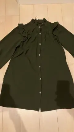 ZARA フリルチュニックブラウス 長袖シャツ