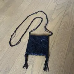 ミニサコッシュ　ビーズ装飾