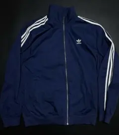 アディダス オリジナルス トラックジャケット 紺 刺繍ロゴ XO