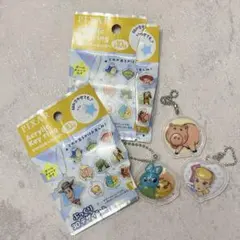 セリア　トイ・ストーリー ぷっくり3Dキーホルダー 8個セット