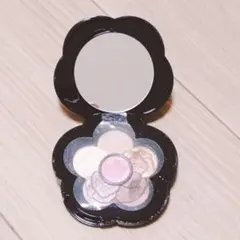 MARY QUANT チアリーカラーズフォーアイズ　アイシャドウパレット 01のサムネイル