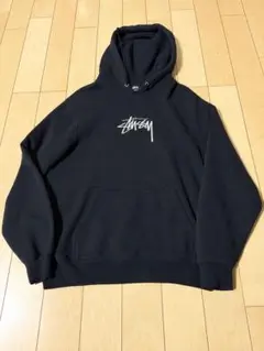 STUSSY パーカー ブラック 刺繍ロゴ