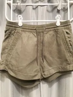 ショートパンツ