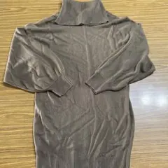 ブラウン ニットワンピース 長袖 タートルネック