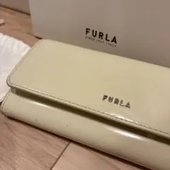 FURLA 長財布　パール