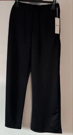 コムサイズム　黒　カジュアルパンツ