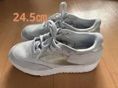 Reebok シルバー スエード スニーカー　CLUB C DOUBLE