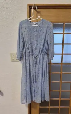 【美品】ユニクロ 花柄 ワンピース S
