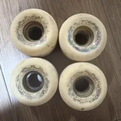BONES WHEELS スケートボードウィール 4個セットのサムネイル
