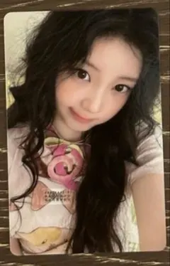 ILLIT ウォンヒ It‘s me 中国一直娱yizhiyu1.0 トレカ