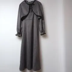 リボン付きチェック柄ロングワンピース