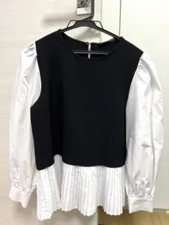 ZARA プリーツ付き長袖トップス 黒・白　ブラウス