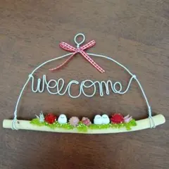 シマエナガとドライフラワーのwelcome壁掛け