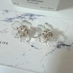 花デザイン クリアイヤリング