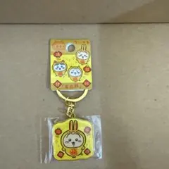 ④ご当地ちいかわ 横浜限定うさぎ　金の豚 メタルキーホルダーのサムネイル
