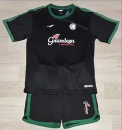 サッカー フィンタ プラクティスシャツ ショートパンツ ウェア Oサイズ 新品のサムネイル